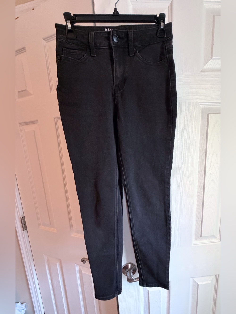 No Boundaries Black Skinny Jeans — High-Rise Slim Fit